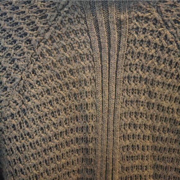 Cute junior cardigan size medium - Picture 2 of 6